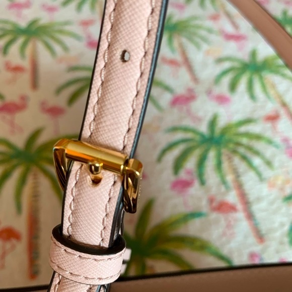 NWT⭐️Price Drop⭐️Michael Kors Medium Walsh Multifunctional Tote in Powder Blush - Picture 6 of 16